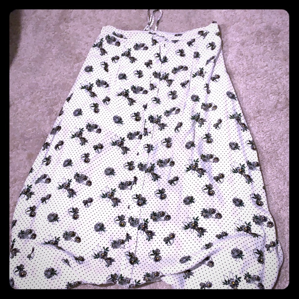 Pacsun floral maxi skirt. EUC. Medium.